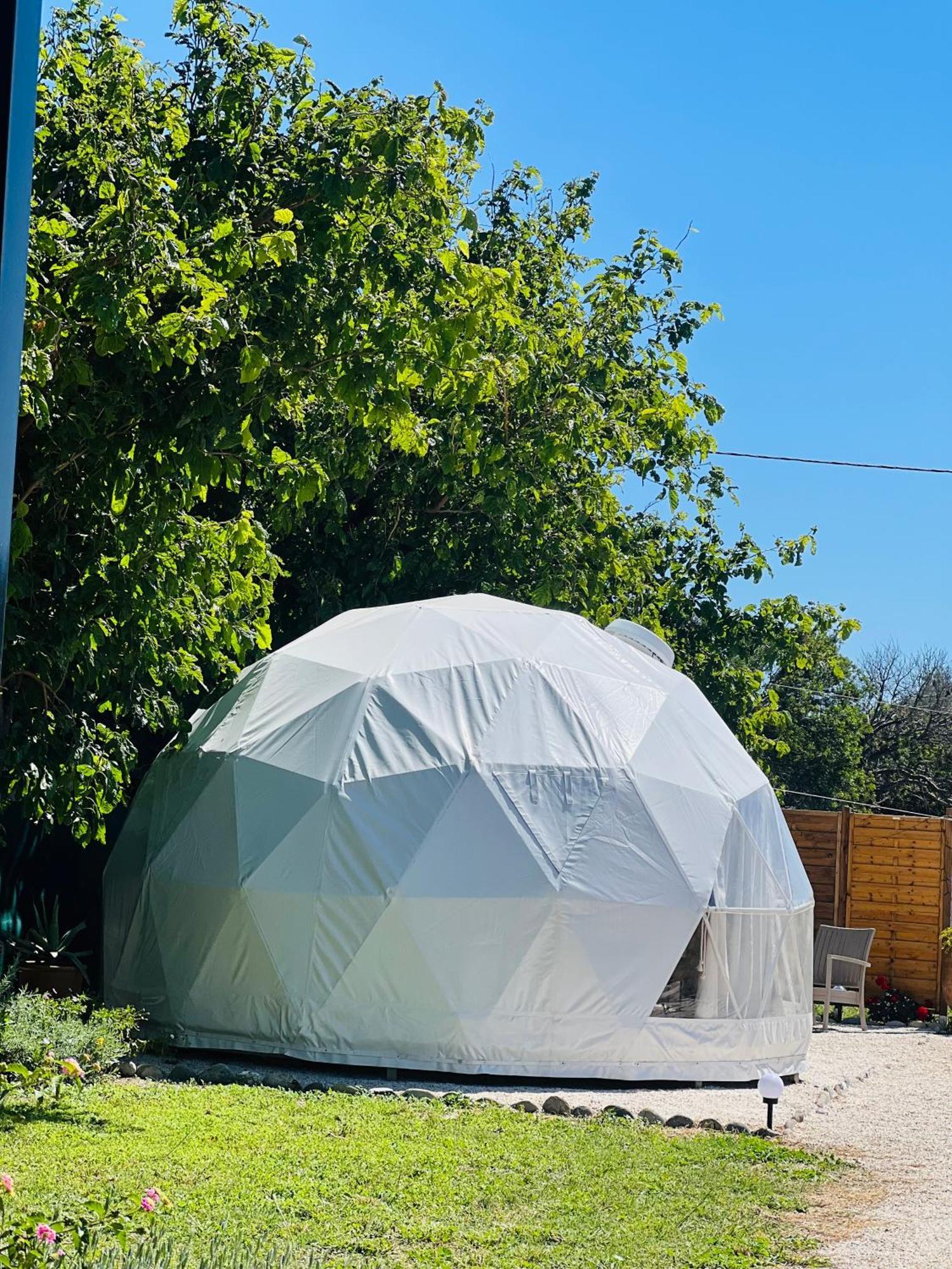 Tente de luxe Sougia Dome